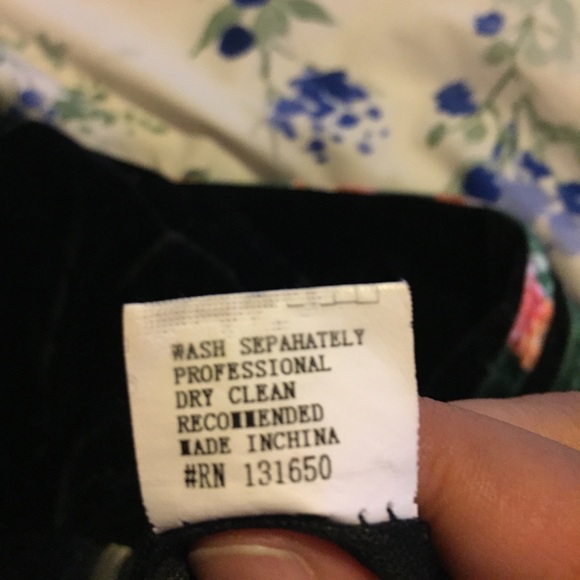 Fashion Nova velvet tracksuit w/ floral stripes - Picture 5 of 5